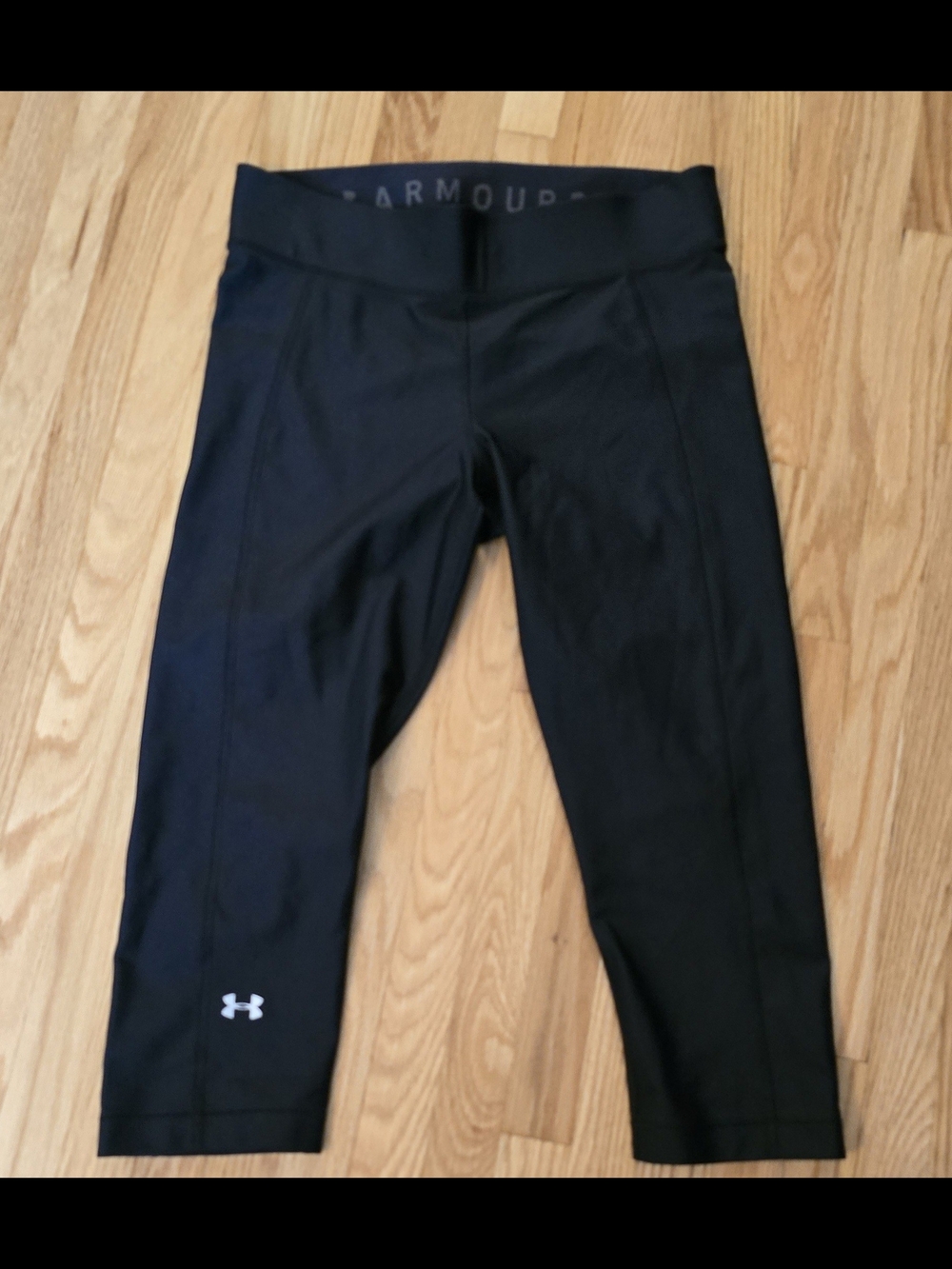 Under Armour Black Capri Leggings